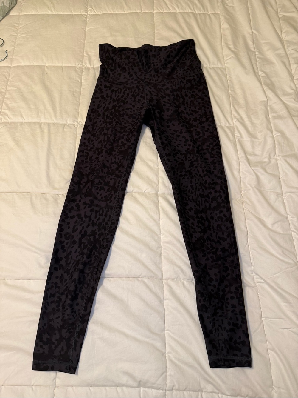 Old Navy Black Animal-Print High-Waist Leggings